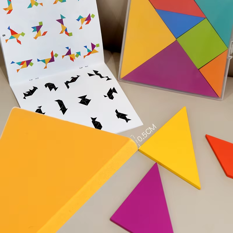Intelligent Wooden Tangram Puzzle (11.5cm) - 7 Piece Geometric Shape Sorting Brain Teaser Toy ,Classic Tangram Brain Game - Colorful Wooden Puzzle for Kids
